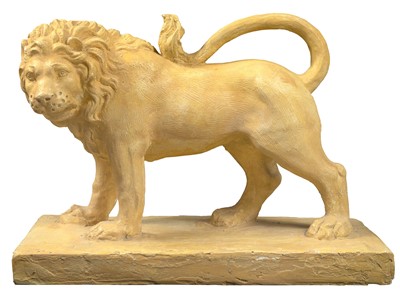 Lot 289 - Lion, standing regardent