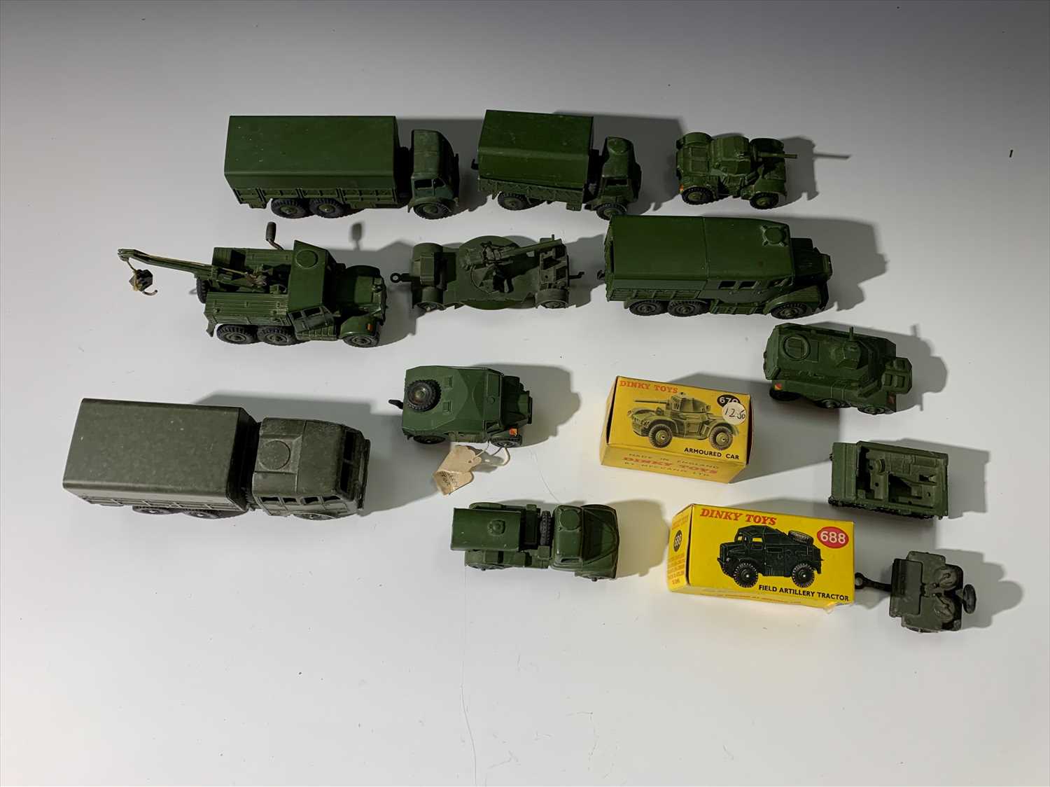 Lot 600 - Dinky Military Vehicles - (11): Including 670...