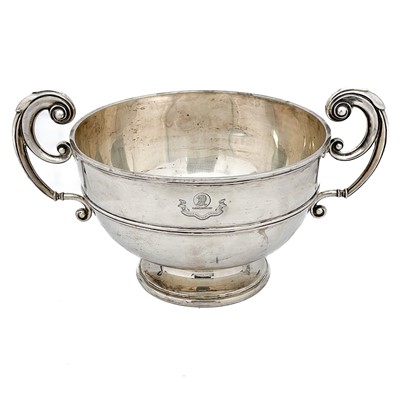 Lot 212 - A Victorian heavy silver twin handled pedestal bowl.