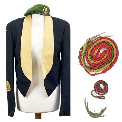 Lot 272 - A French Foreign Legion beret, lanyards and paratroopers dress jacket