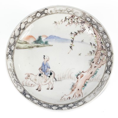 Lot 461 - A Chinese porcelain dish, 18th century.