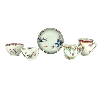 Lot 467 - Two Chinese porcelain coffee cups, 18th century.