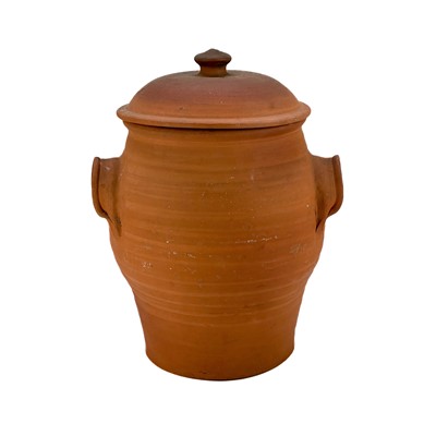 Lot 899 - Paul JACKSON (1954) large lidded pot.