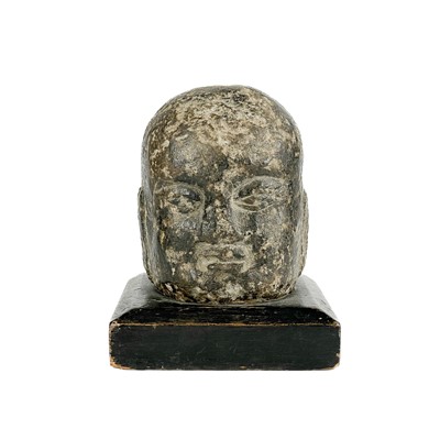 Lot 518 - An early Chinese carved marble bust