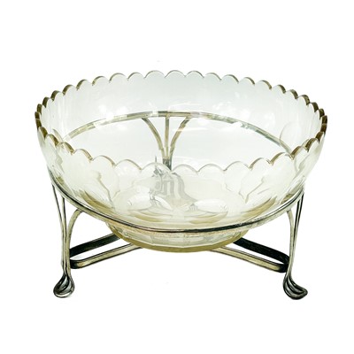 Lot 48 - An Old Sheffield plate dish stand.