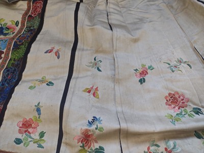 Lot 697 - An attractive Chinese silk embroidered pleated skirt, 19th century.