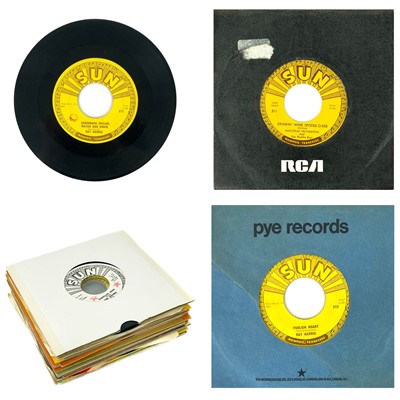 Lot 16 - Sun Records. Twenty-four mostly early first pressing US 7" singles.