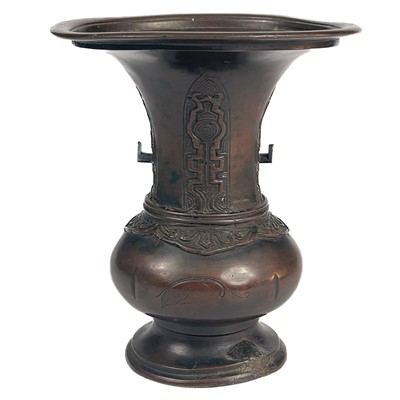 Lot 675 - A Chinese bronze vase, 19th century