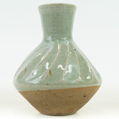 Lot 500 - Janet LEACH (1918-1997)