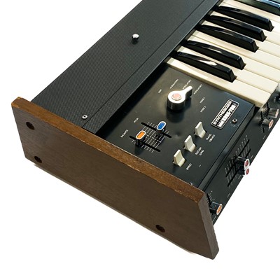 Lot 132 - A 1974 Korg MiniKORG 700S.
