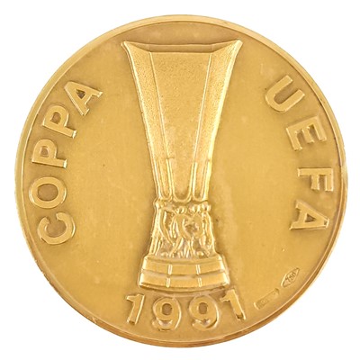 Lot 168 - An 18ct gold and enamel COPPA UEFA 1991 medal.