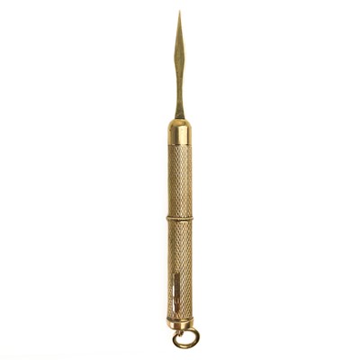 Lot 47 - A George V 9ct gold propelling tooth pick fob.