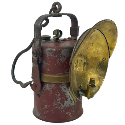 Lot 162 - A galvanised steel/iron miner's safety acetylene lamp.