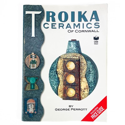 Lot 782 - Troika Ceramics of Cornwall