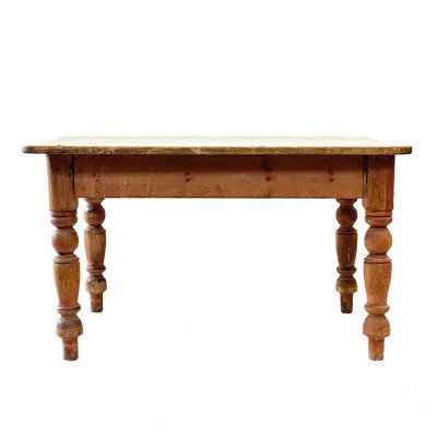 Lot 102 - A Victorian pine kitchen table.