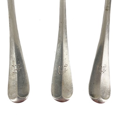Lot 304 - An Edwardian silver fish knife and fork set for six by Cooper Brothers & Sons.