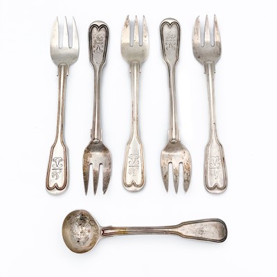 Lot 154 - A Victorian silver set of five fiddle thread pattern cake forks by Francis Higgins.