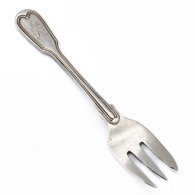 Lot 154 - A Victorian silver set of five fiddle thread pattern cake forks by Francis Higgins.