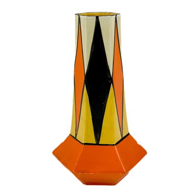 Lot 547 - A Clarice Cliff original bizarre shape 17 vase.