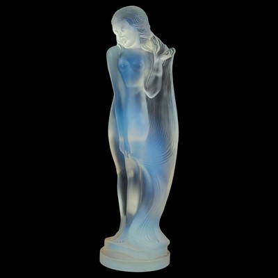 Lot 463 - Lucille Sevin for Etling of Paris An Art Deco opalescent glass figure.