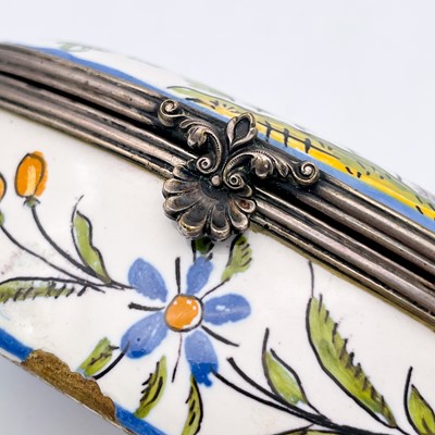 Lot 439 - An 18th century faience white metal mounted snuff box.