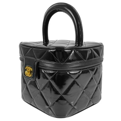 Lot 18 - A Chanel Matelasse patent black leather CC vanity bag.