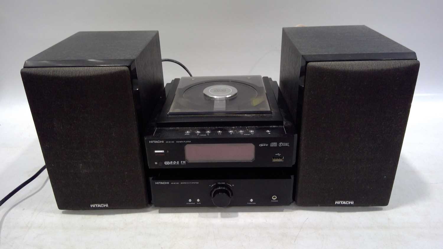 Lot 101 - Hitachi AX-M136i Micro Hi-Fi system. CD, FM