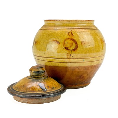 Lot 596 - Michael Cardew Winchcombe pottery pot and lid.