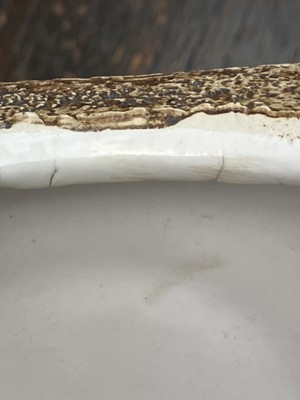 Lot 422 - A Troika cube vase.