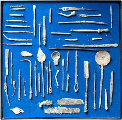 Lot 149 - Roman copper alloy surgical instruments