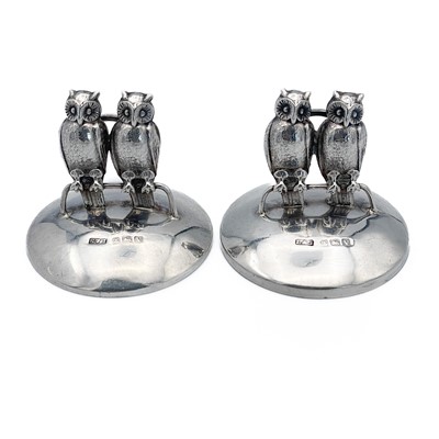 Lot 364 - A pair of George V silver novelty menu holders by Levi & Salaman.