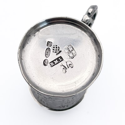 Lot 418 - An unusual Edwardian silver thimble stein by Boaz Moses Landeck.