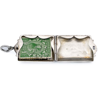 Lot 95 - An Edwardian silver stamp case fob by Sydney & Co.