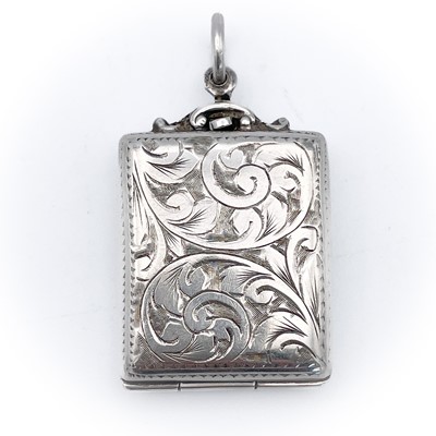 Lot 95 - An Edwardian silver stamp case fob by Sydney & Co.