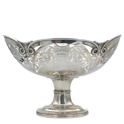 Lot 148 - A George V heavy silver pedestal fruit bowl by Daniel George Collins.