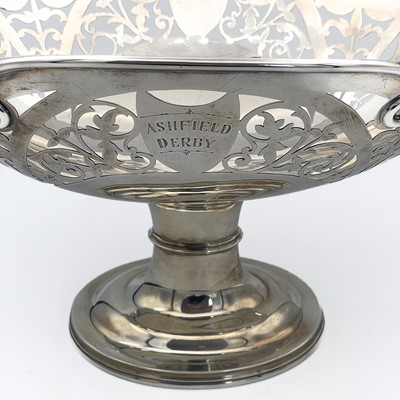 Lot 148 - A George V heavy silver pedestal fruit bowl by Daniel George Collins.