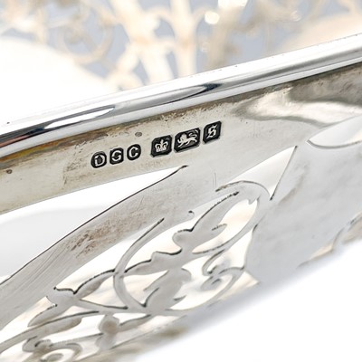 Lot 148 - A George V heavy silver pedestal fruit bowl by Daniel George Collins.