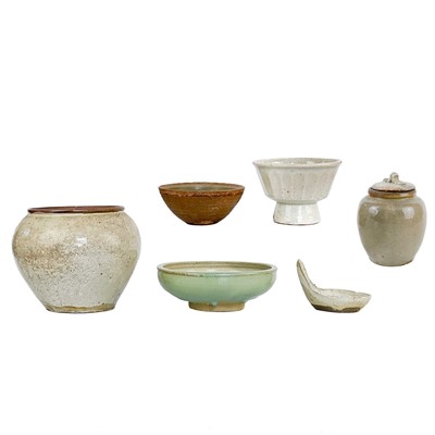 Lot 101 - A selection of Chinese and Japanese celadon wares.