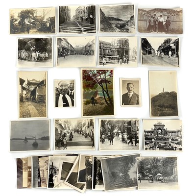 Lot 9 - A collection of early 20th century photographs of China and Singapore.