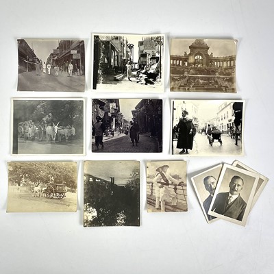 Lot 9 - A collection of early 20th century photographs of China and Singapore.