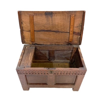 Lot 116 - An 18th century small oak coffer.