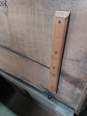 Lot 116 - An 18th century small oak coffer.