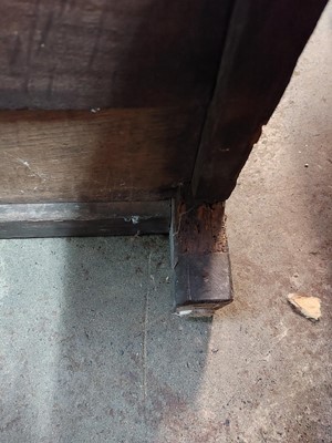 Lot 116 - An 18th century small oak coffer.