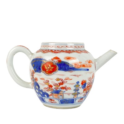 Lot 151 - Two Chinese porcelain teapots, 18th century.